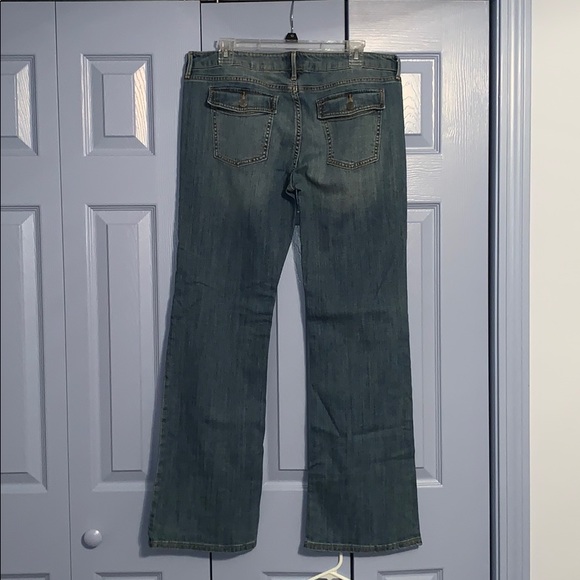BANANA REPUBLIC BOOTCUT JEANS - Picture 2 of 4